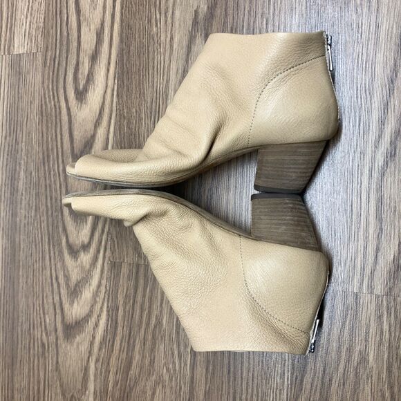 Officine Creative Women's Leather Block Sandals Heels Neutral Color 8 - Picture 3 of 12